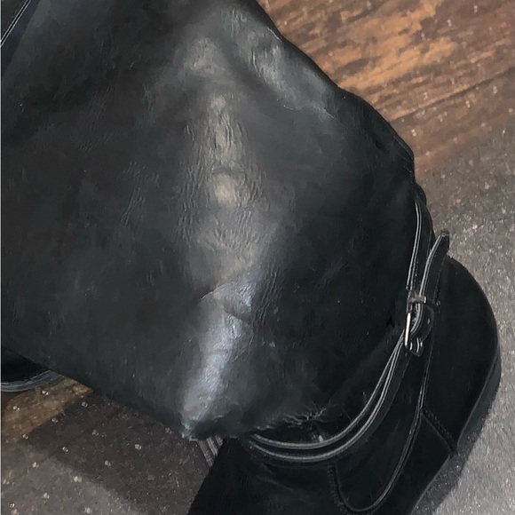 Women’s Boots - Picture 3 of 7